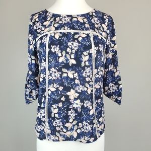 Skies Are Blue Floral Top